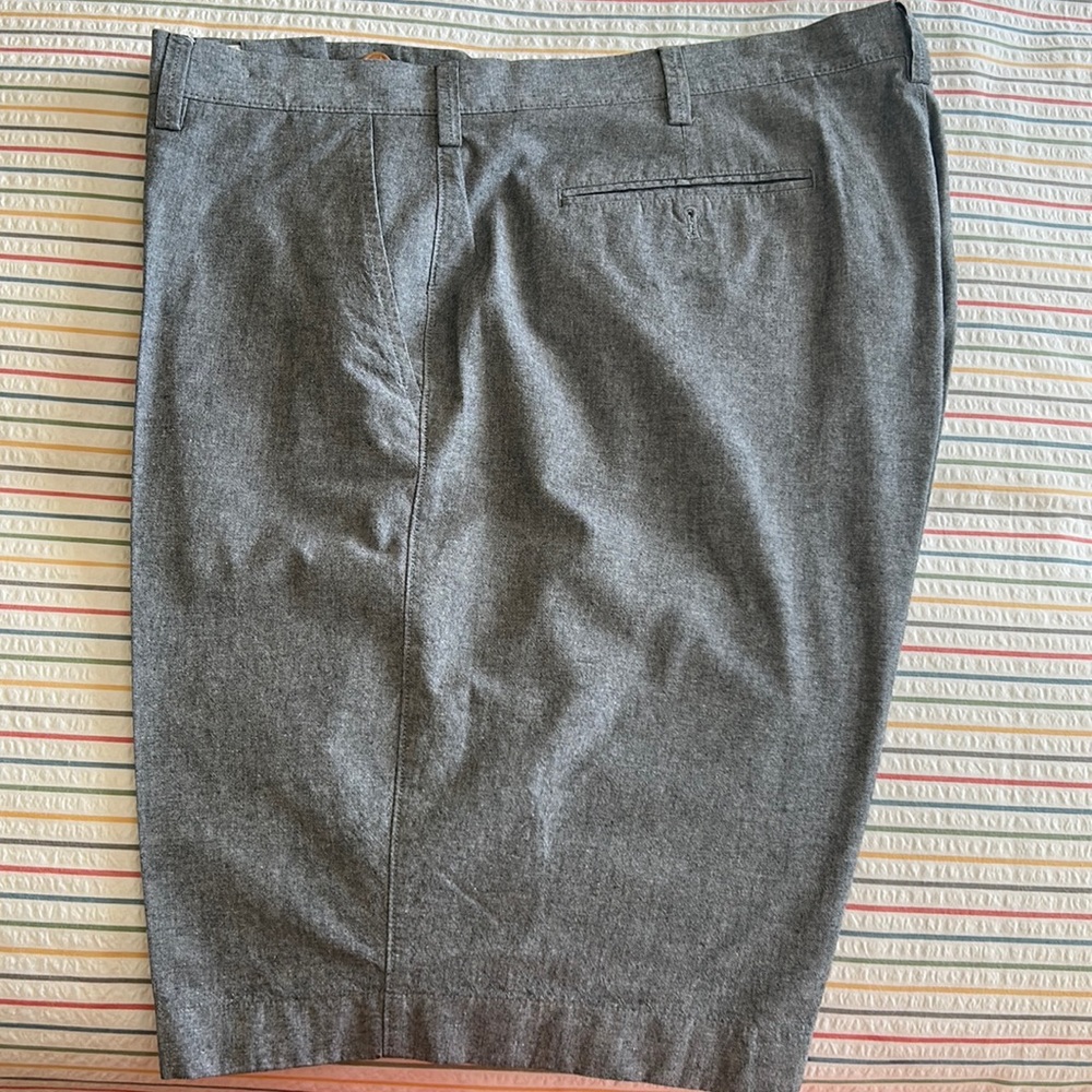 Great condition j crew gray men shorts